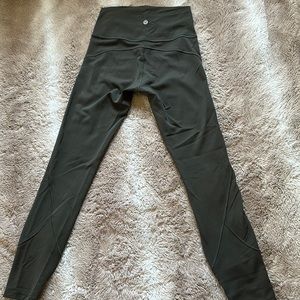 Army green Lululemon 25 inch yoga pants, good condition, size 4.